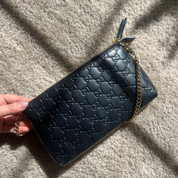 Gucci Chain Wristlet Guccissima Leather - Picture 3 of 5